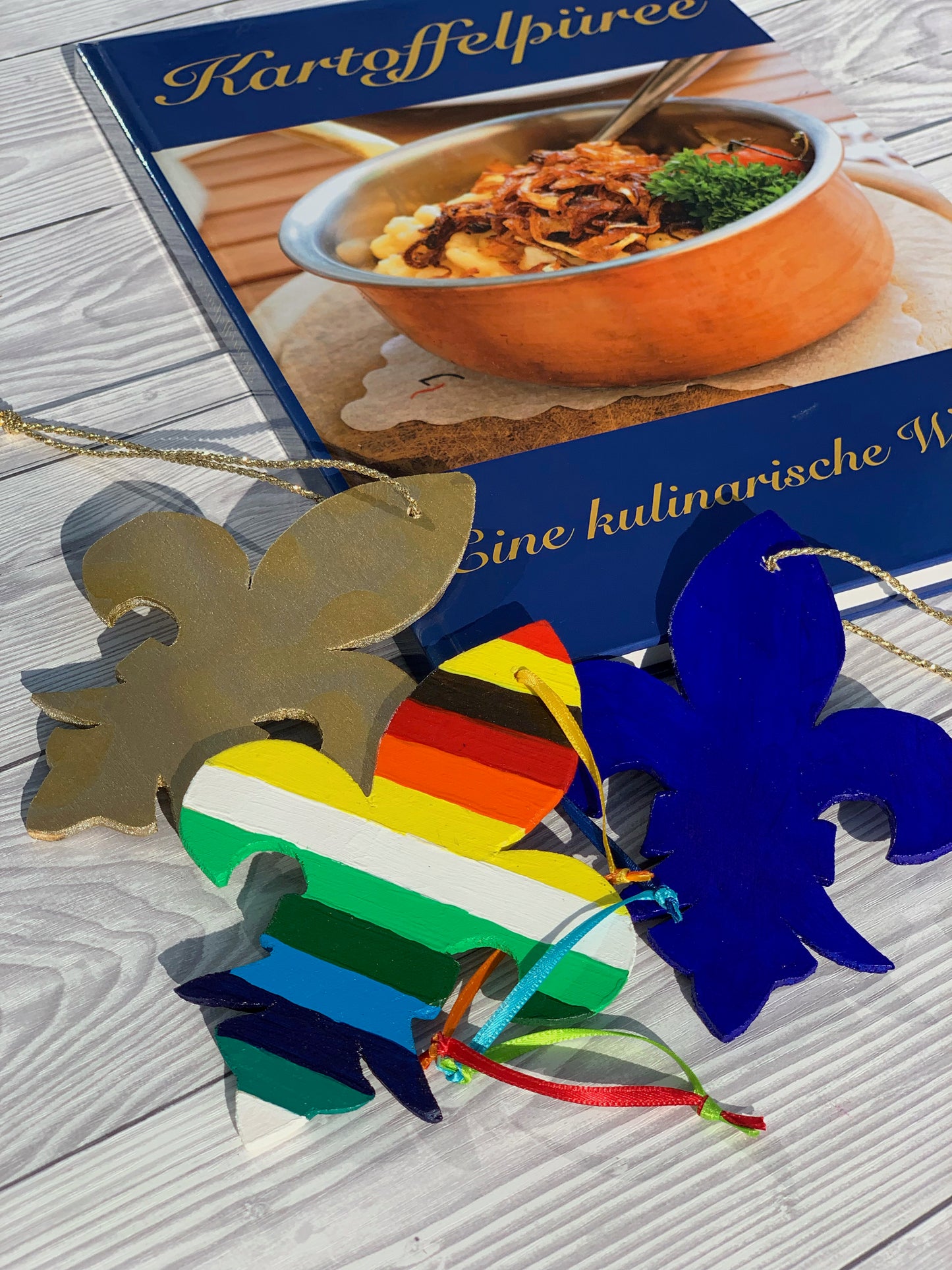 französische Lilie - Regenbogen