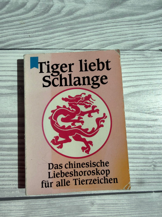 Tiger liebt Schlange - Nachhaltiges Buch