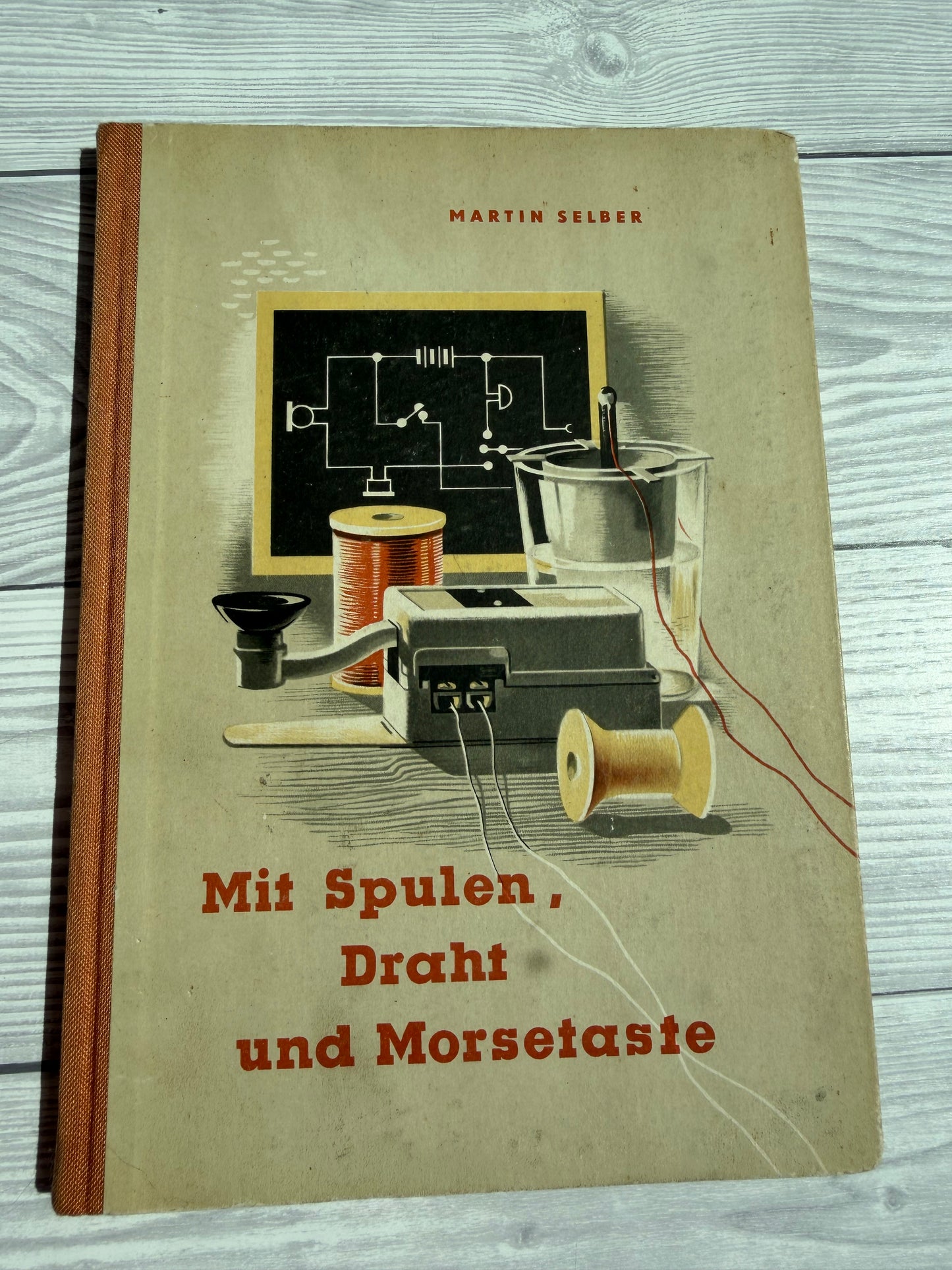 Mit Spulen, Draht und Morsetaste