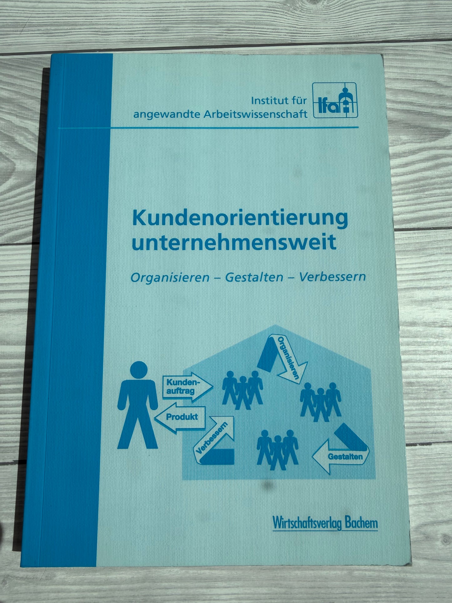 Kundenorientierung unternehmensweit - Nachhaltiges Buch