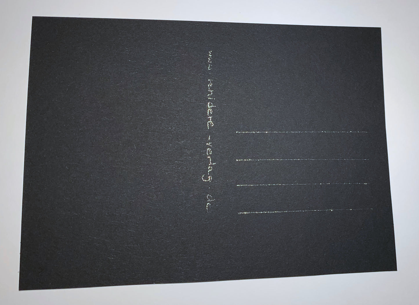 Postkarte mit Glitzerschrift "Hi."